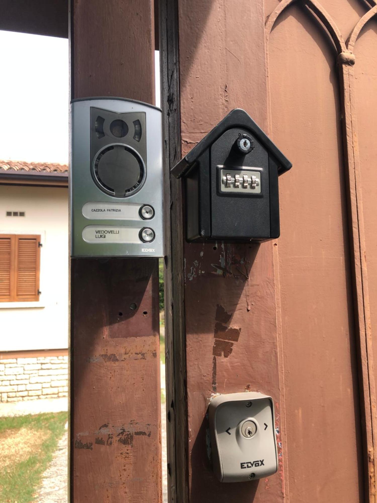 Apartamento Casa Patrizia Torri Del Benaco Exterior foto